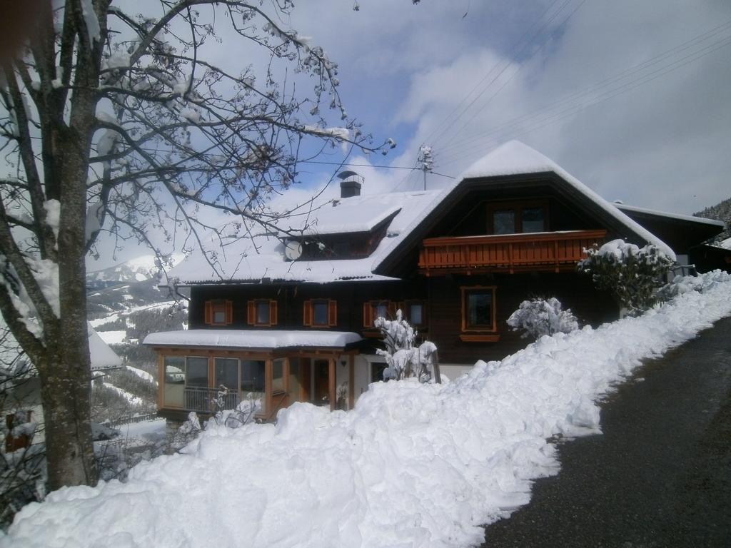Sportbauernhof - Gasthaus Hochalmblick Krems in Kaernten المظهر الخارجي الصورة