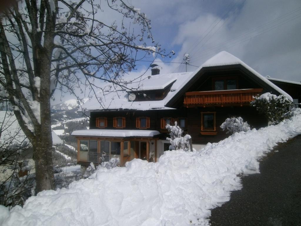 Sportbauernhof - Gasthaus Hochalmblick Krems in Kaernten المظهر الخارجي الصورة